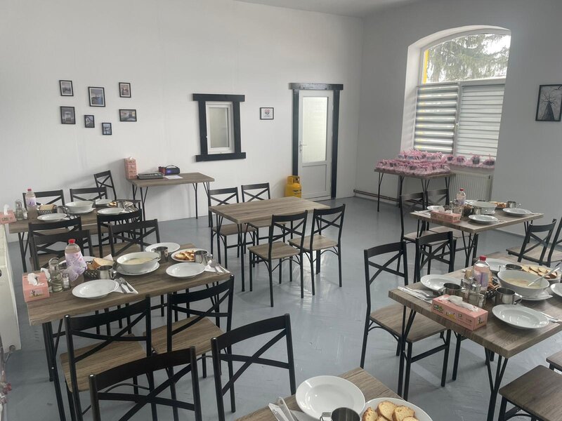 Copiii au nevoie de hrană ca să poată învăța